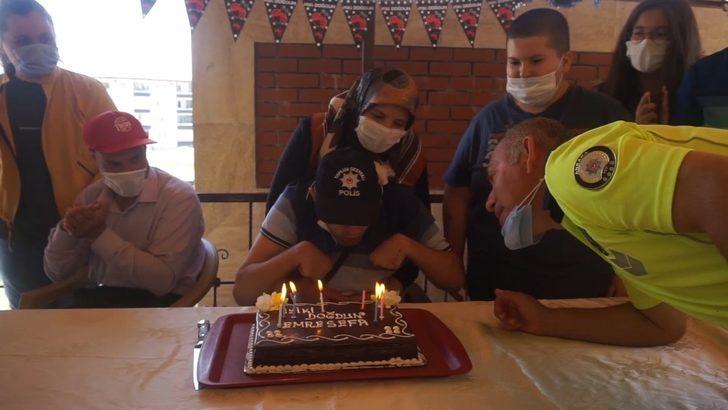 Belediyeden Sefa Emre’ye sürpriz doğum günü G1