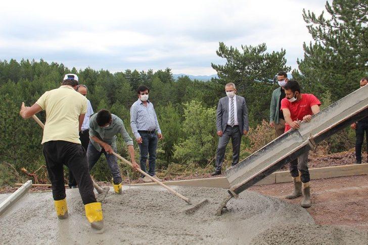 Tosya Kaymakamı Deniz Pişkin yol çalışmalarını inceledi G4