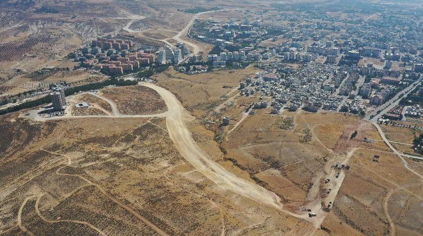 Bulut, yol &ccedil;alışmalarını denetledi