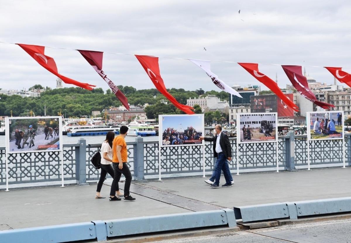 15 Temmuz İstiklal Sergisi&rsquo;ne yoğun ilgi