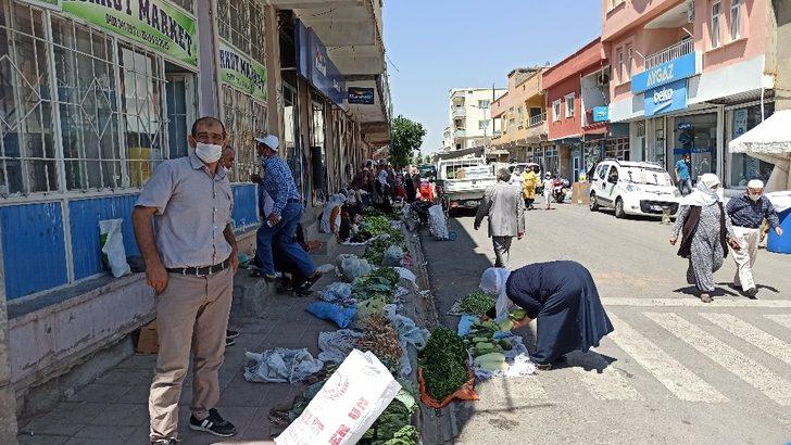 Korona virüsten dolayı 28 gün kurulmayan pazar yeniden açıldı G3