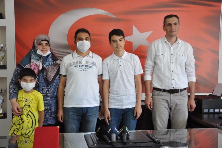 Bir LGS birincisi de Afyonkarahisar’dan G2