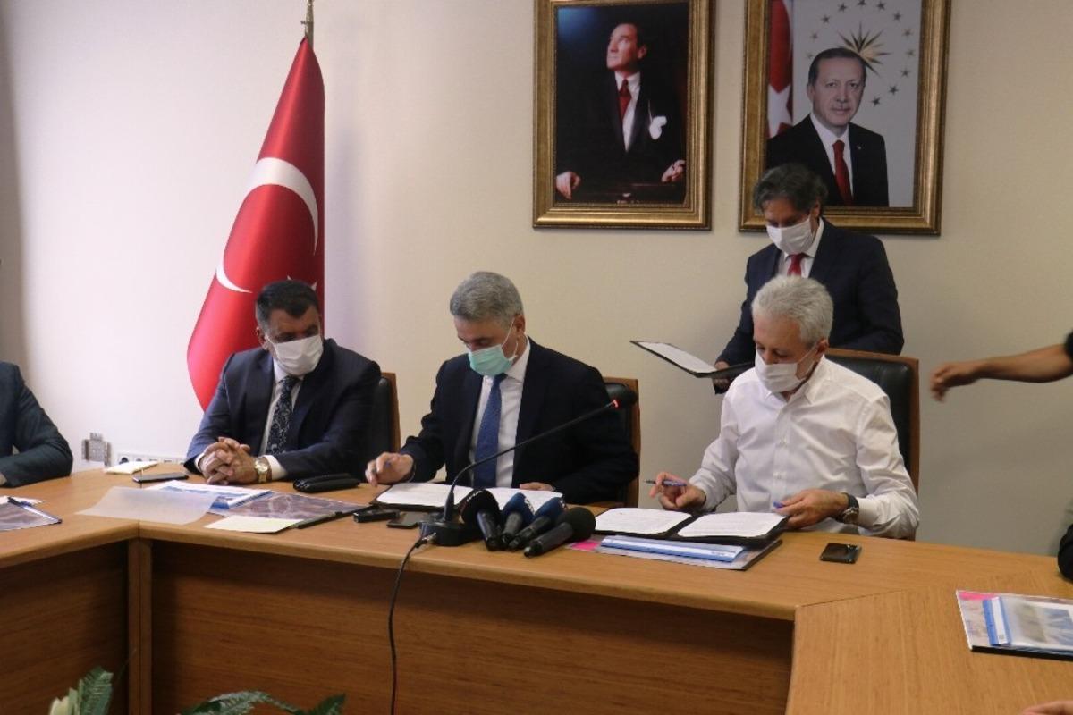 Deprem sonrası Malatya&rsquo;da yeni okul atağı