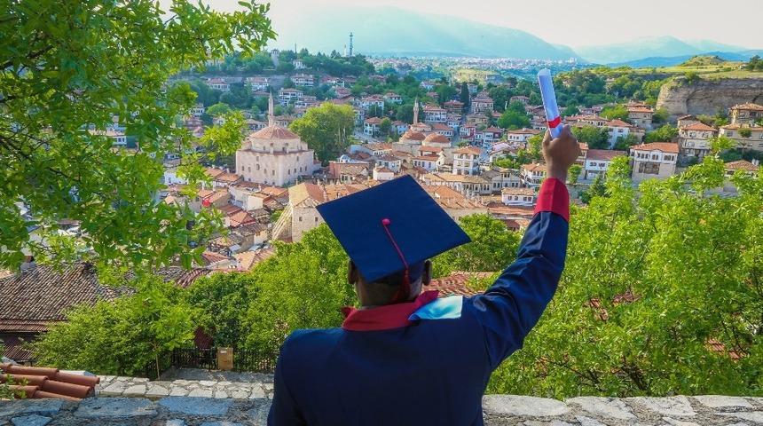 KB&Uuml; "Study in Turkey Y&Ouml;K Sanal Fuarı 2020"de