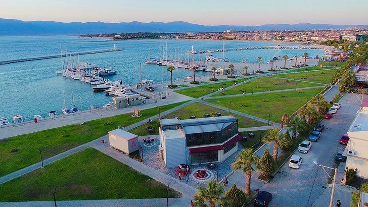 Burhaniye’de İskele Kafe hizmete girdi G3