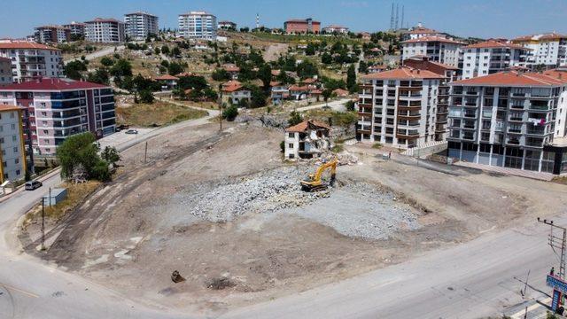 Altındağ’da yüzme havuzu çalışmaları başladı