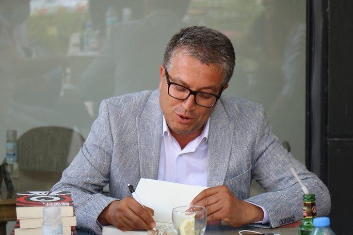 Belediye Başkan Yardımcısının başlattığı ’Kitap Okuma’ kampanyasında okuyucular kitaplarını aldı G2