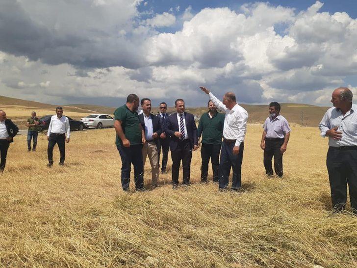 Milletvekili Çakır, Çayırlı’da ekinleri zarar gören çiftçileri ziyaret etti G2