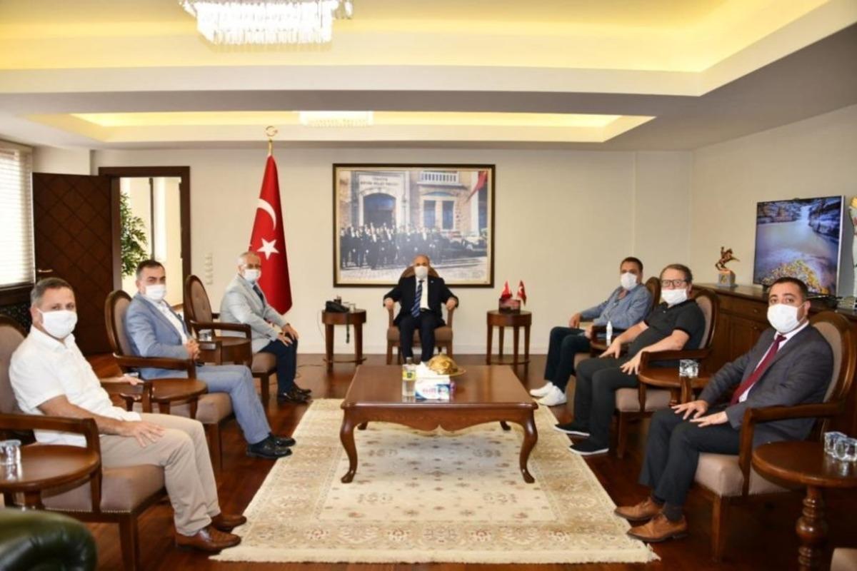 Vali Dağlı&rsquo;dan &ldquo;internet yasası&rdquo; vurgusu