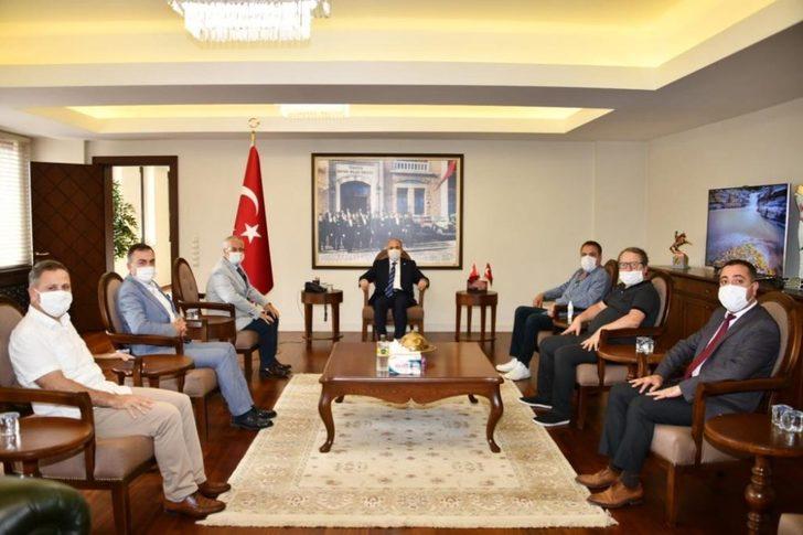 Vali Dağlı’dan “internet yasası” vurgusu G1