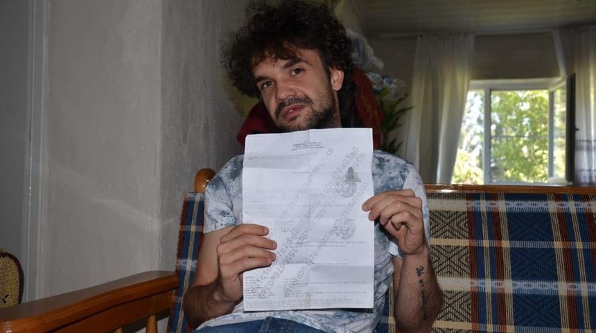 Aylardır ayağa kalkıp işe gidemeyen gen&ccedil;, sağlık camiasından yardım istedi