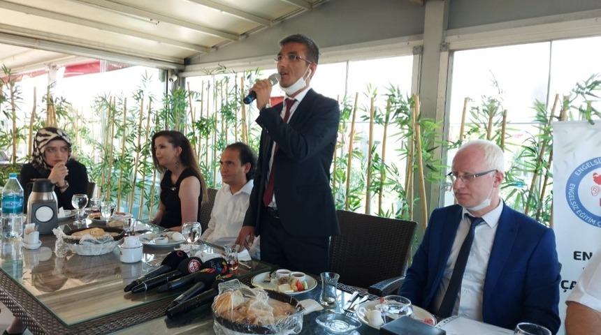 Engelsiz Eğitim Sendikası &uuml;yeleri kahvaltıda bir araya geldi