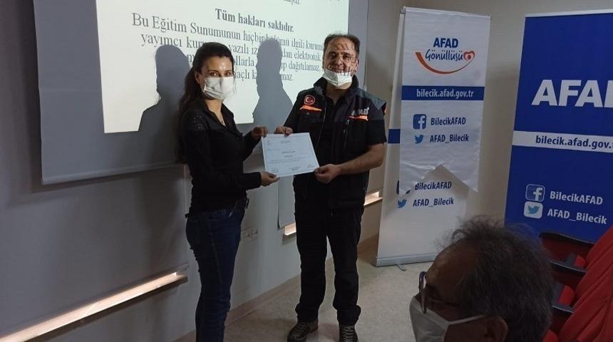 AFAD gönüllülerine ilkyardım sertifikaları verildi