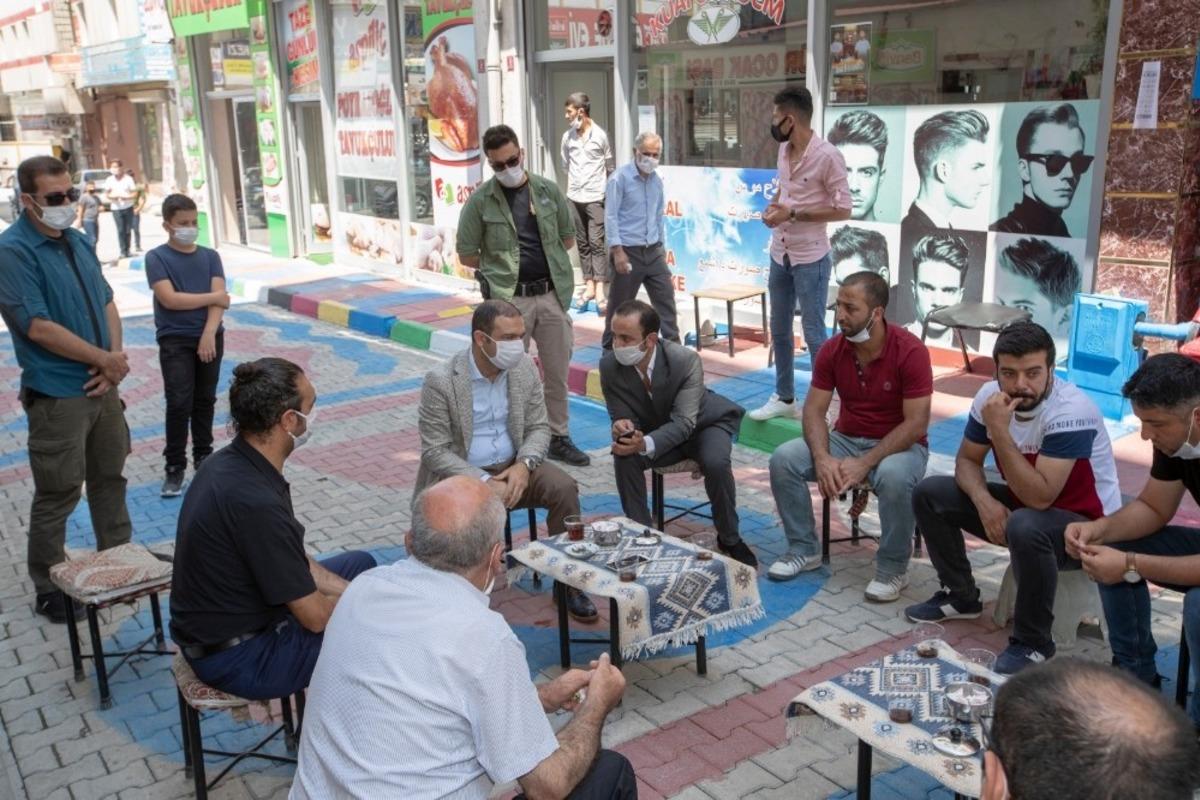 Başkan Vekili Aslan&rsquo;dan esnafa ziyaret
