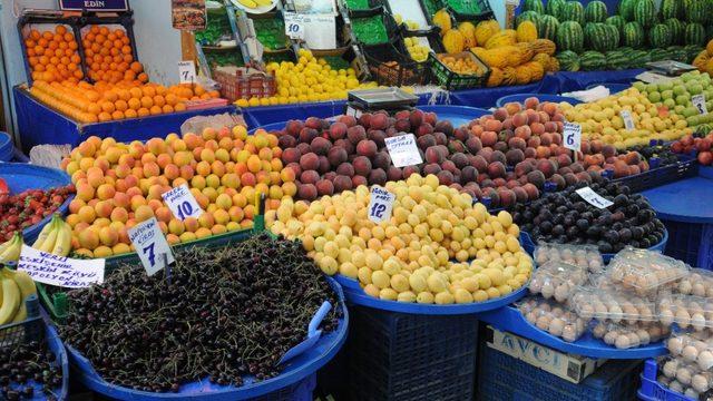 Pazarda en ucuz meyve 5 liradan başlıyor