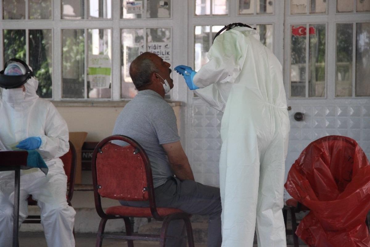 Korona vir&uuml;s K&uuml;ner Mahallesi&rsquo;nde bir can daha aldı