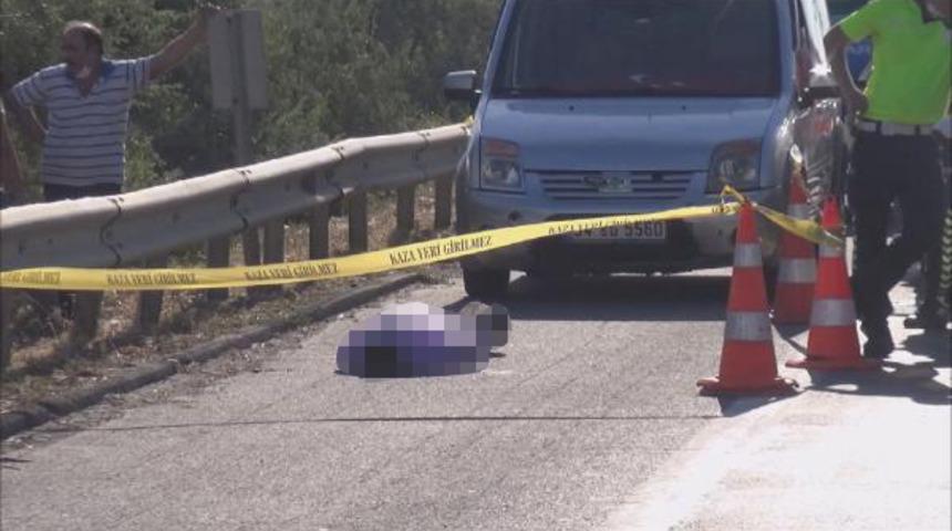 Silivri'de TEM otoyolunda korkunç kaza! Açık bagaj kapısı çarptı