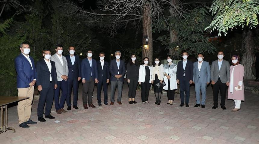 Başka illere tayini &ccedil;ıkan kaymakamlar i&ccedil;in veda yemeği d&uuml;zenlendi