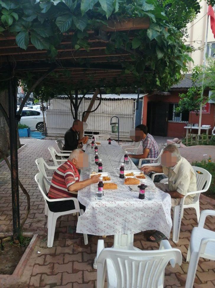 Seyhan’dan yoksul ve kimsesizlere sıcak yemek G3