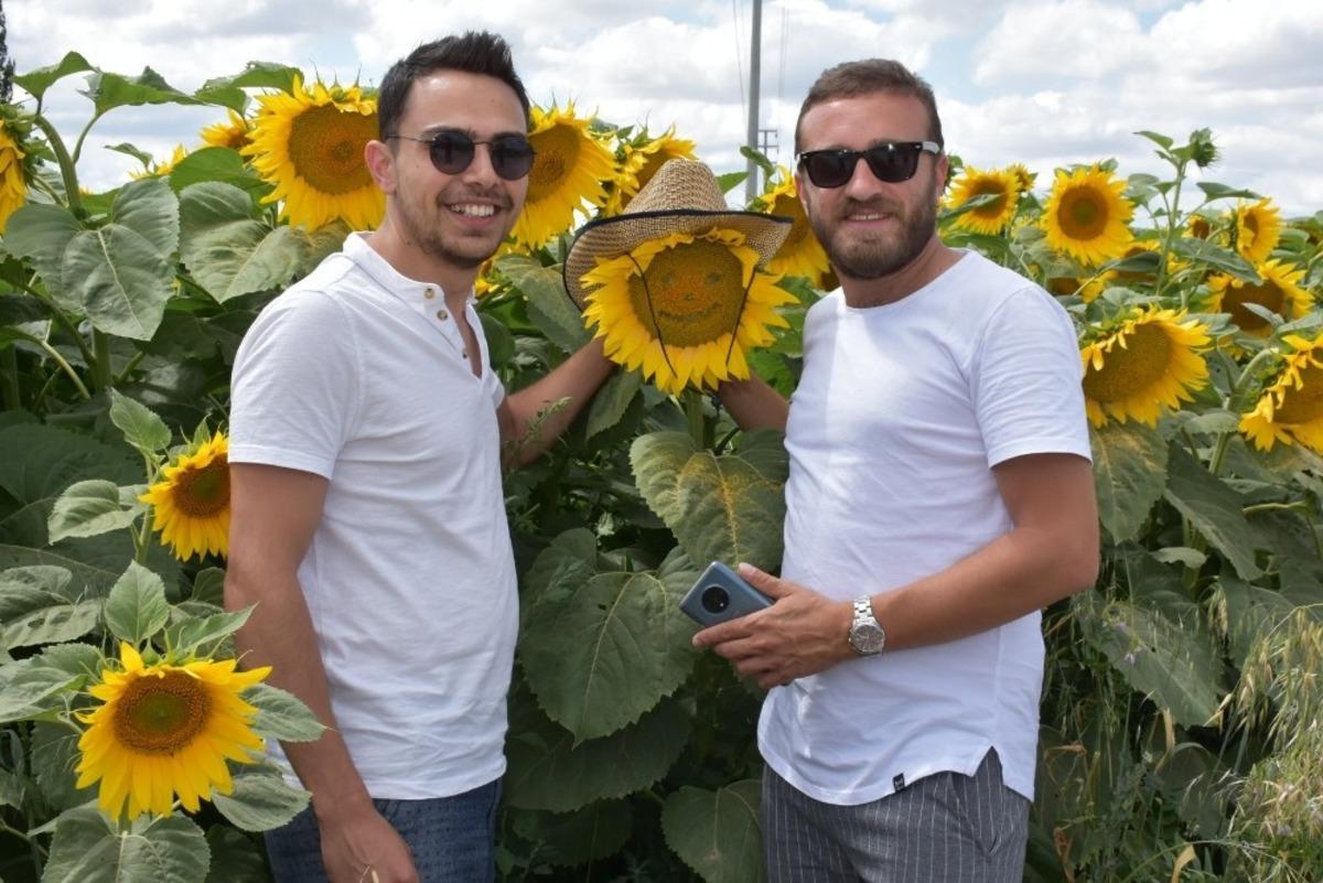 İn&ouml;n&uuml; fotoğraf &ccedil;ekim merkezi oldu