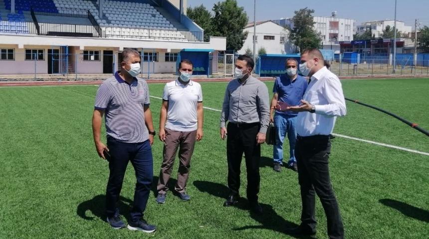 Kahta Stadyumunda profesyonel lige uygunluk incelemesi