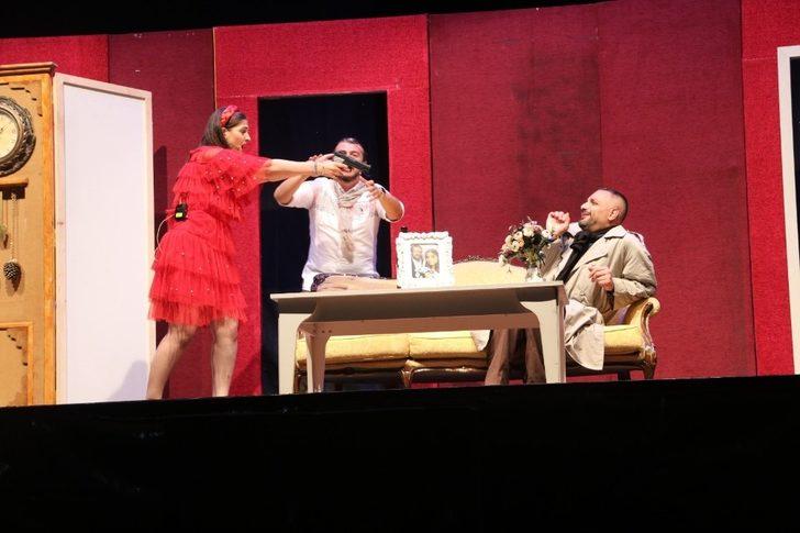 Akçaabat’ta Açık Hava Tiyatro Günleri başladı G3