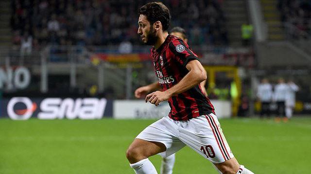 İtalyan basınından Hakan Çalhanoğlu'na tam not