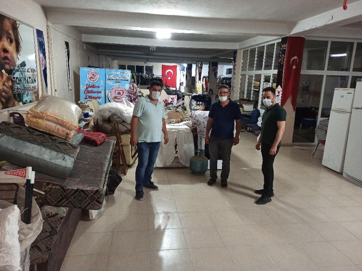 Şuhut G&ouml;n&uuml;ll&uuml;leri ihtiya&ccedil; sahiplerine ulaşmaya devam ediyor