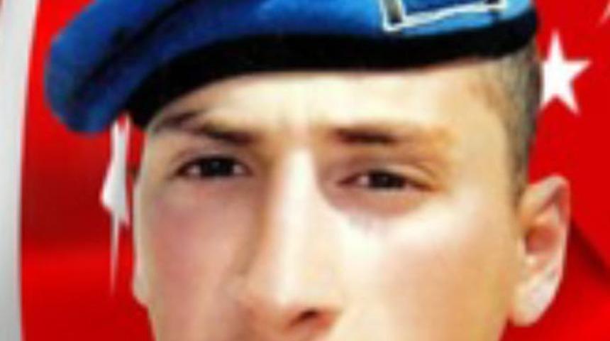 Şehit Jandarma Er Erkut Yılmaz kabri başında anıldı