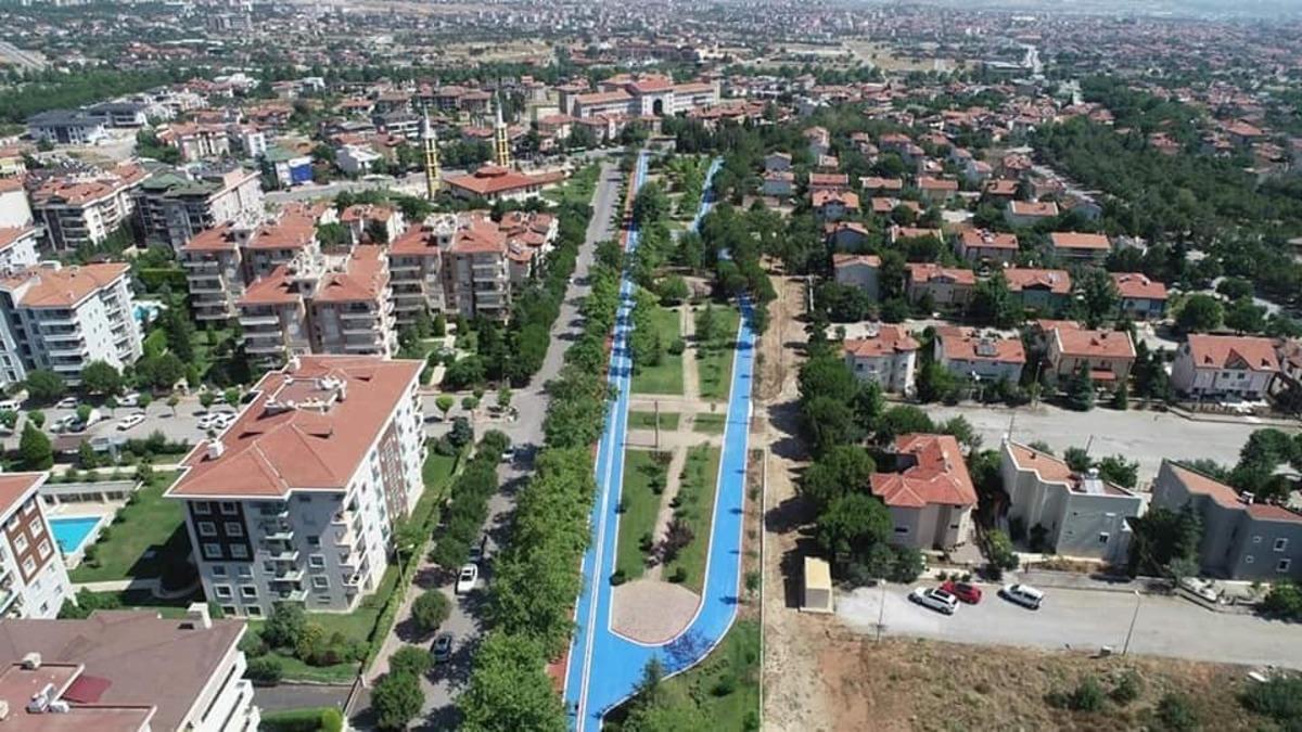 Servergazi y&uuml;r&uuml;y&uuml;ş ve koşu yolu yenilendi