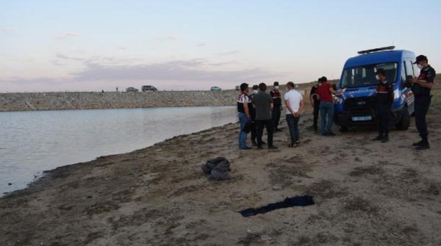 Eşinin gözü önünde can verdi! Sinir krizi geçirdi