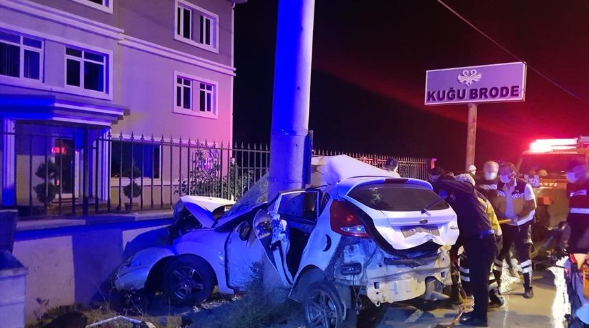 Bursa'da korkun&ccedil; kaza! 3 &ouml;l&uuml;, 1 yaralı