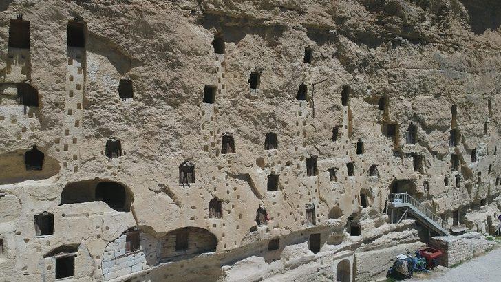 İşte Karaman'ın 800 yıllık tahıl ambarları G3