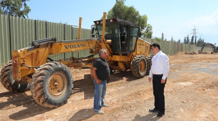 Başkan Tütüncü, yol çalışmalarını inceledi