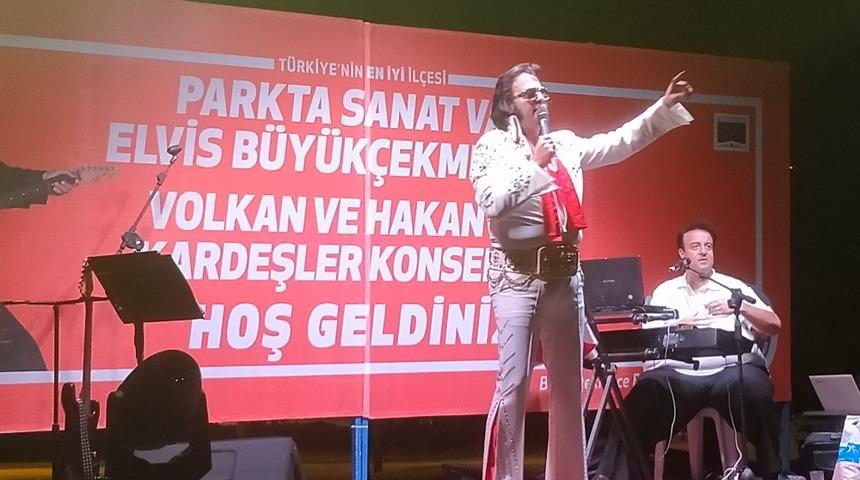 Büyükçekmeceliler Elvis şarkılarıyla unutulmayacak bir gece yaşadı