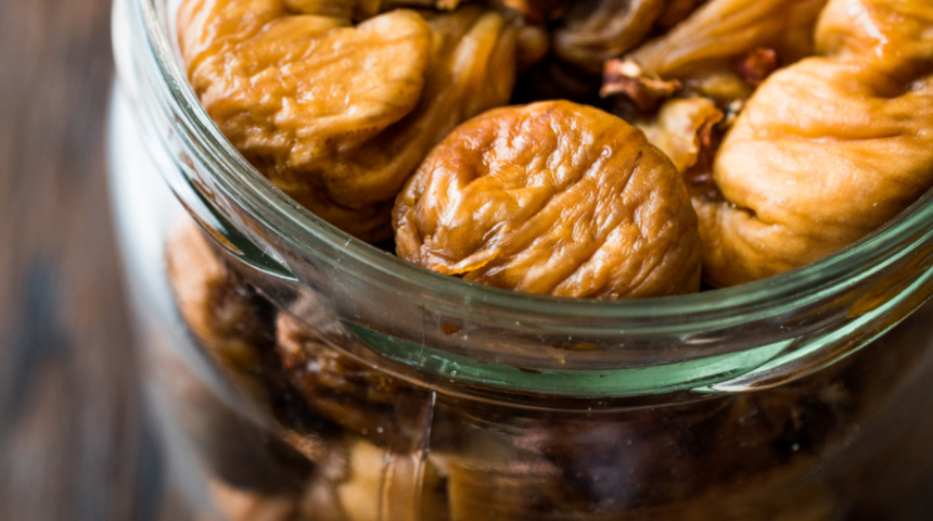 Kuru incir ve sütü birlikte tükettiğinizde faydalarına inanamayacaksınız! Bu tarif çok yararlı...