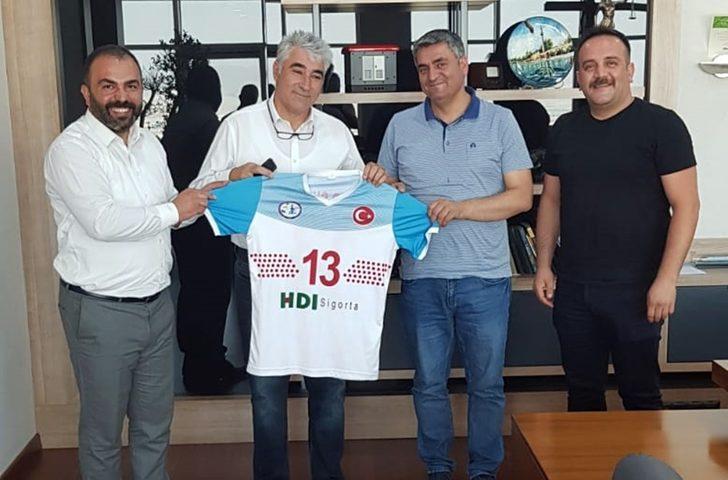 Adilcevaz GKY TÜRŞAD Voleybol Takımına sponsor desteği G1