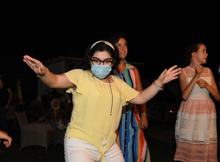 Engelsiz Kafe’de aileler yeniden bir arada G3