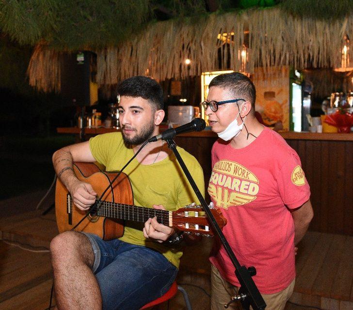 Engelsiz Kafe’de aileler yeniden bir arada G5