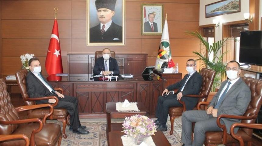 Vali Tutulmaz’a ziyaretler sürüyor