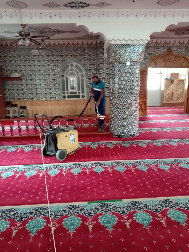 Camilerde bayram temizliği G3