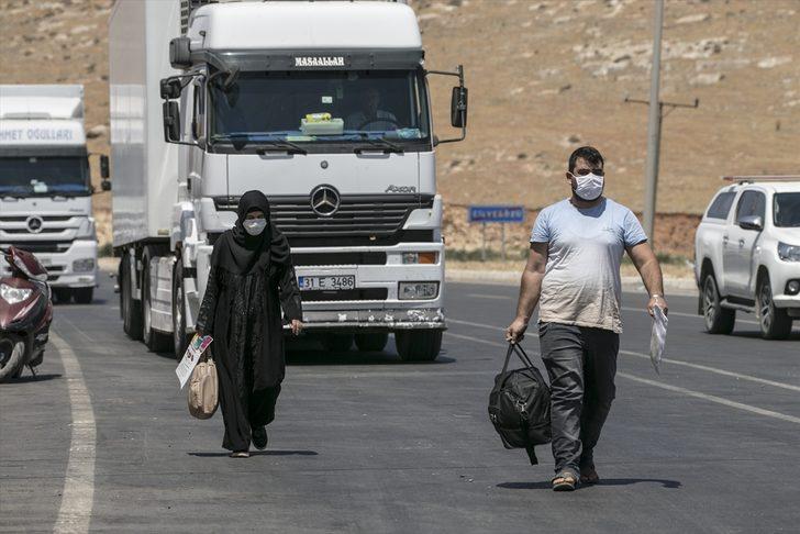 Suriyelilerin güvenli bölgelere dönüşü sürüyor G3