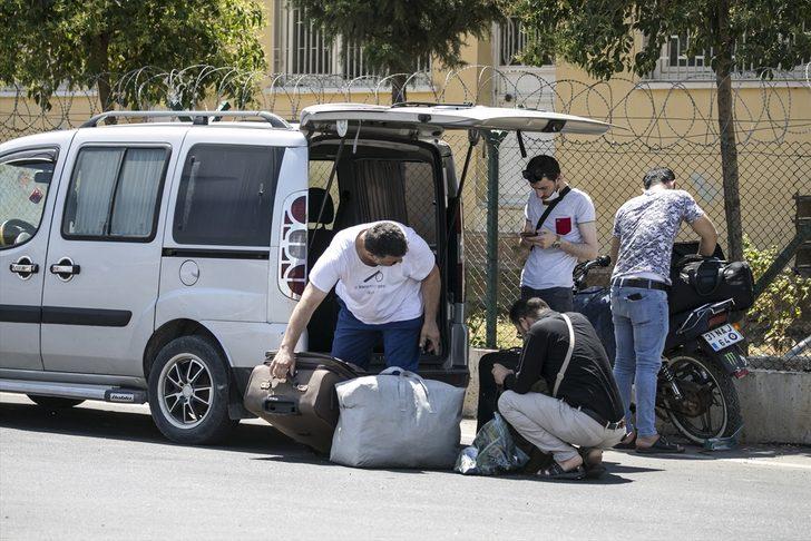 Suriyelilerin güvenli bölgelere dönüşü sürüyor G5