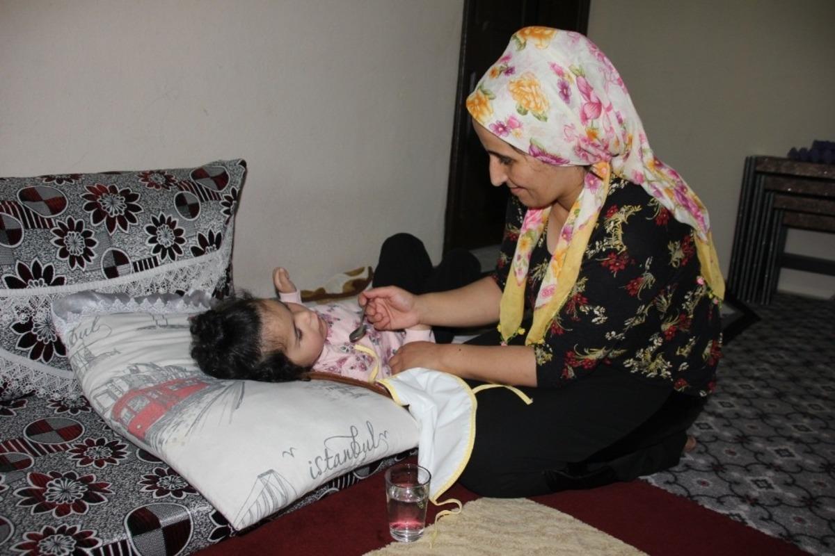 Minik Ezgi destek bekliyor