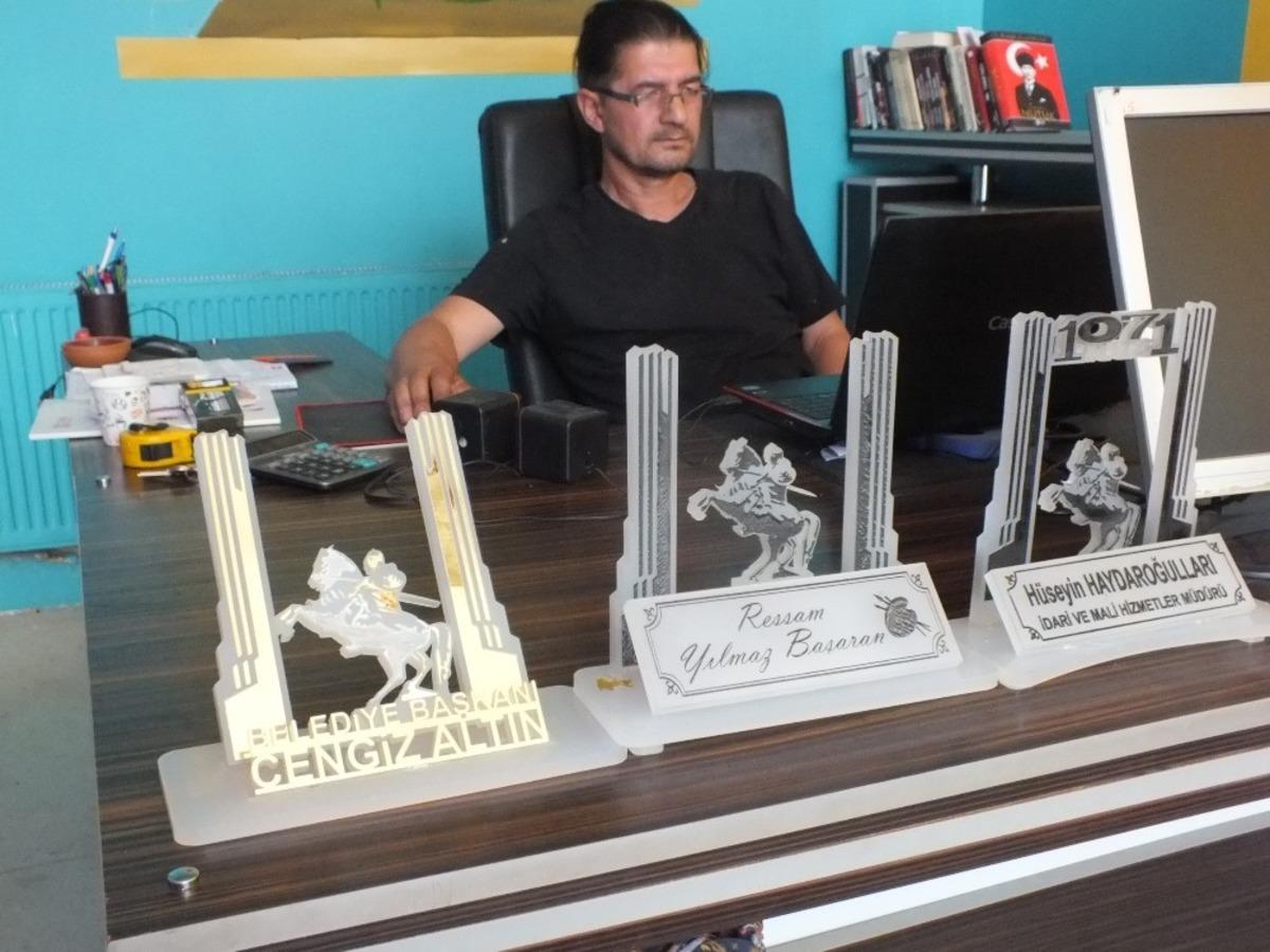 Malazgirtli ressamdan hediyelikler