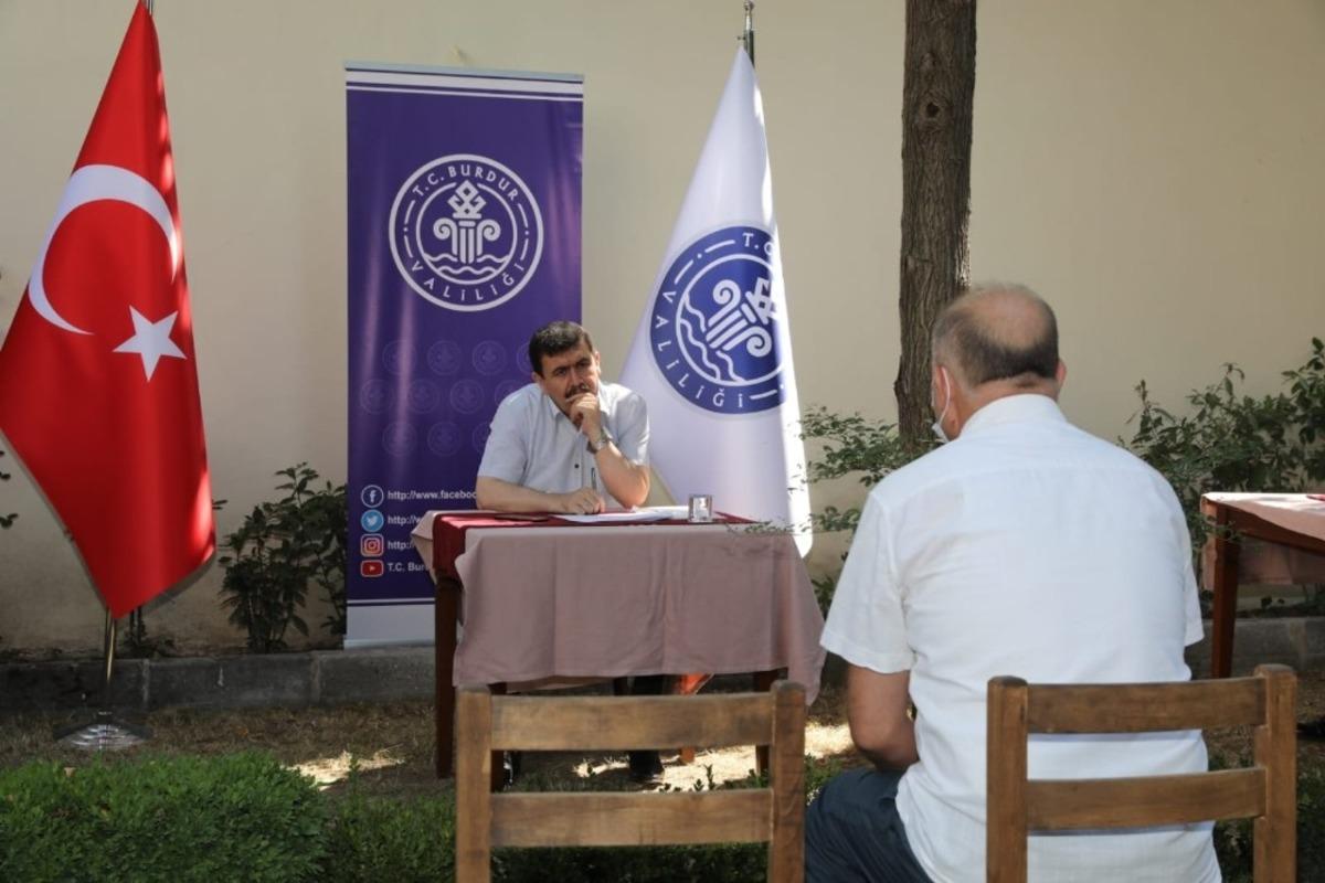 Vali Arslantaş talep ve sorunları dinledi