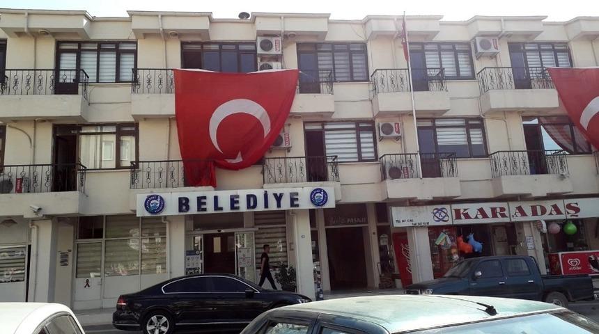 Vezirk&ouml;pr&uuml; Belediyesine haciz şoku