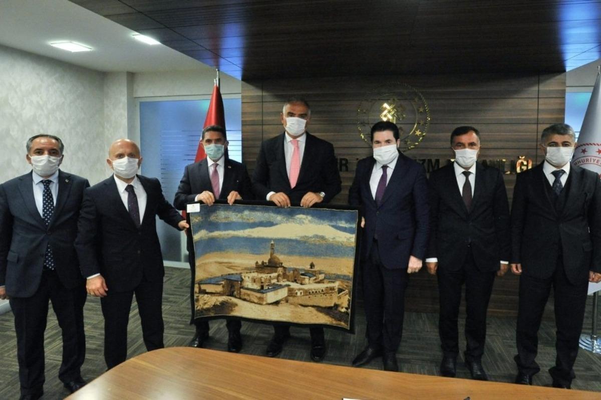 Ağrı&rsquo;nın ilk &lsquo;turizm zirvesi&rsquo; Ankara&rsquo;da yapıldı