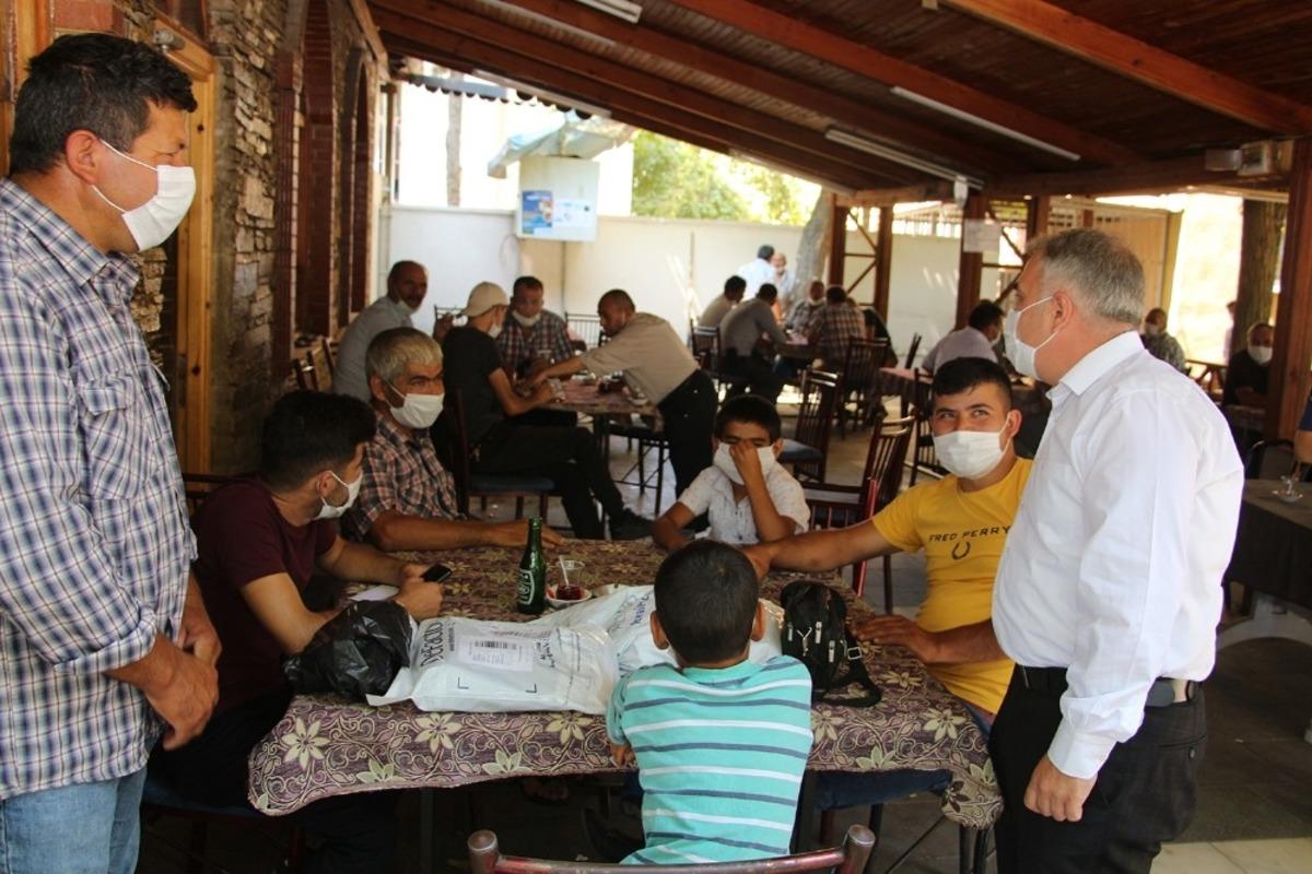 Kaymakam Duru ve kurum amirlerinden maske denetimi