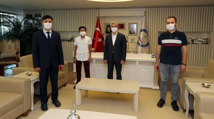 Kur&rsquo;an-ı Kerim&rsquo;i en g&uuml;zel şekilde okuyanlar &ouml;d&uuml;llendirildi